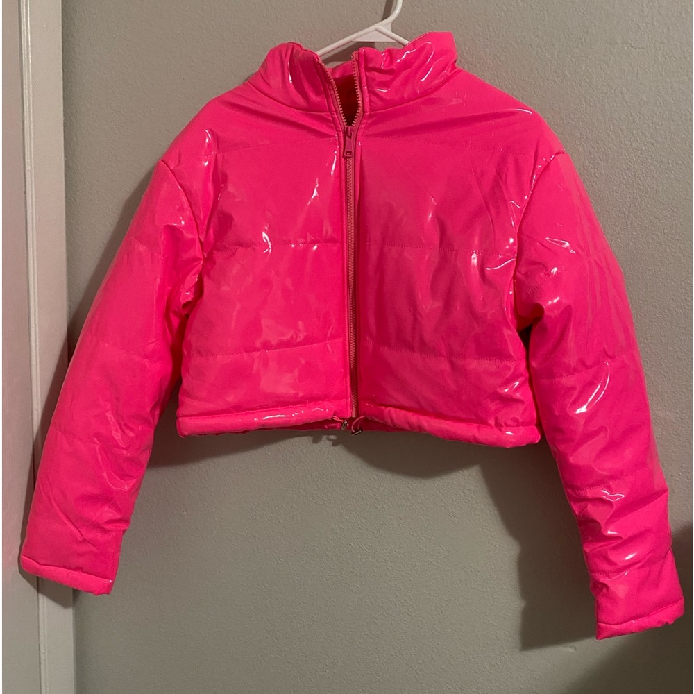 NWT Women’s puffer crop coat hot pink